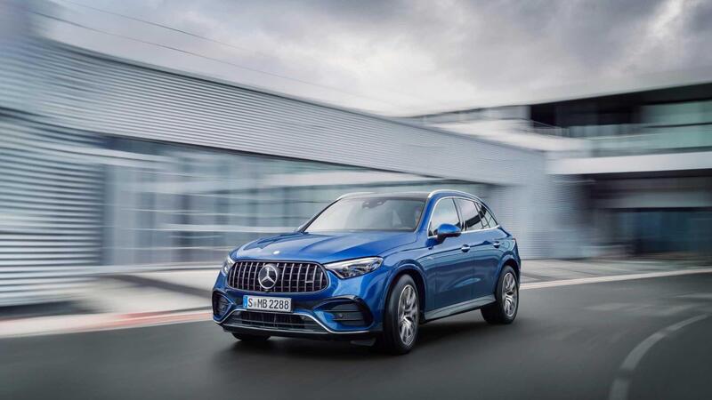 Mercedes GLC, ecco le versioni AMG 43 e AMG 63 E Performance da 680 CV, 