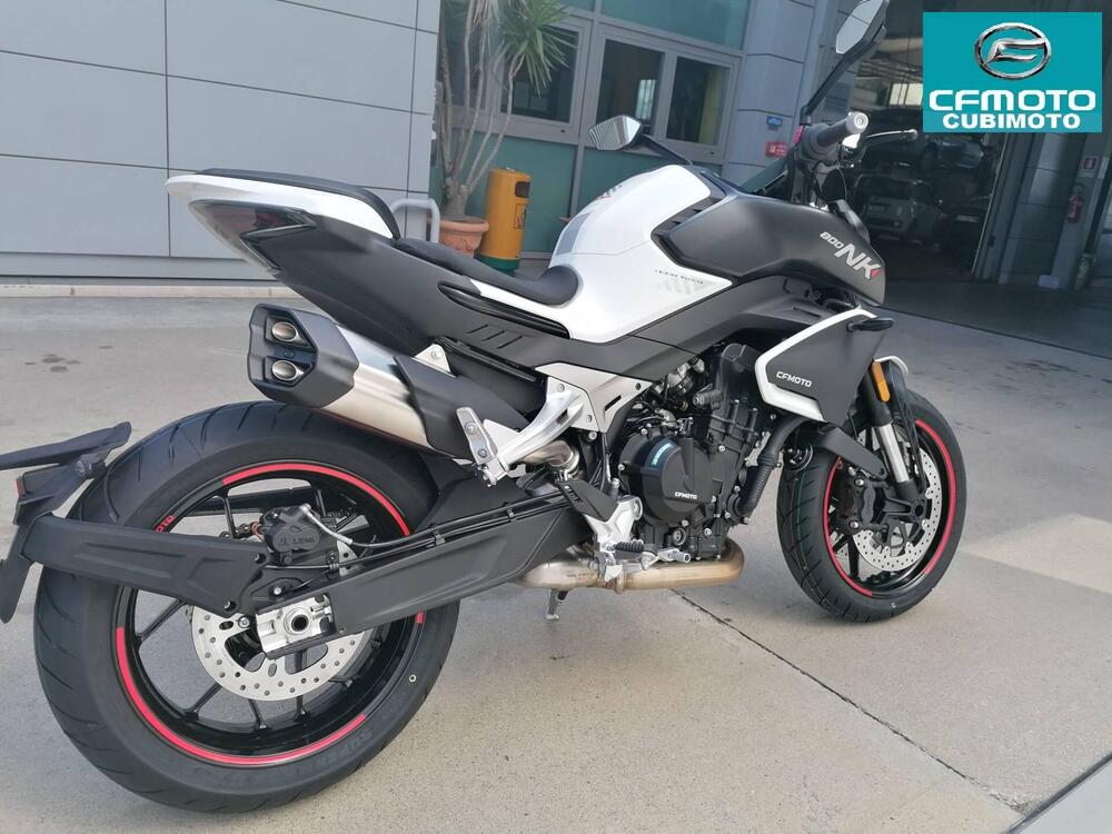 CFMOTO 800NK Advanced (2023 - 25) (5)