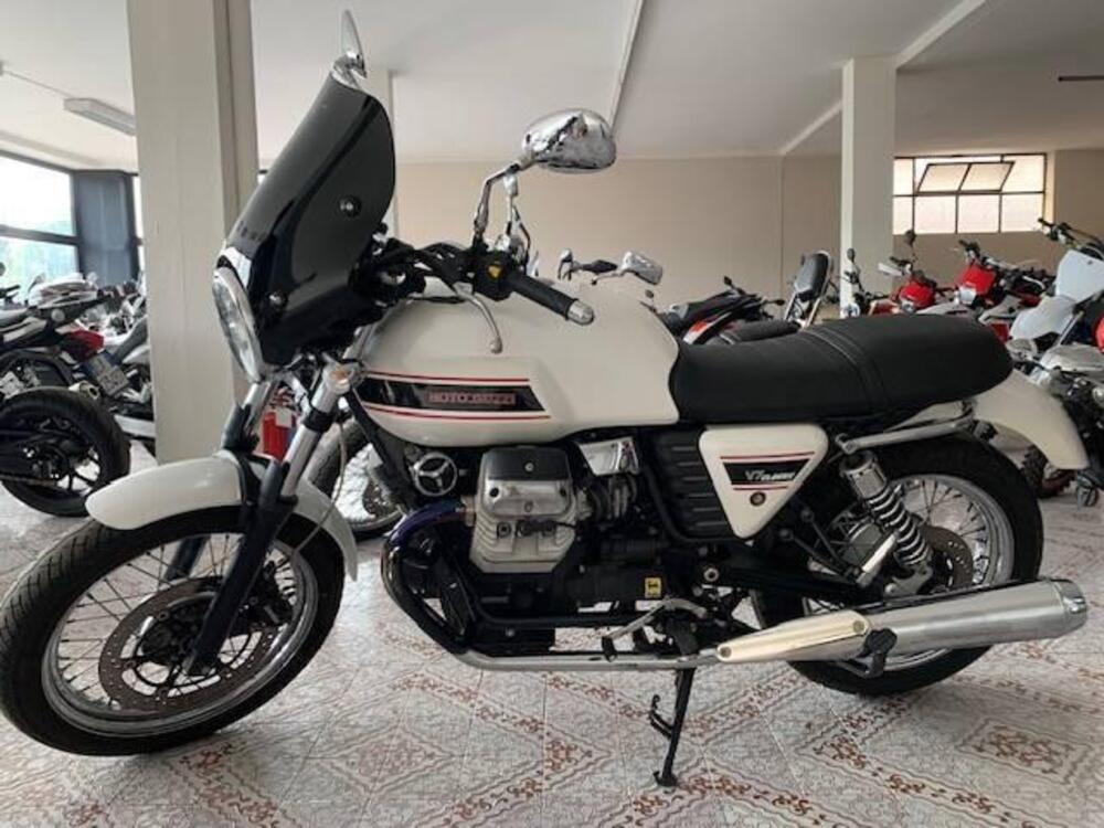 Moto Guzzi V7 Classic (2008 - 12) (5)
