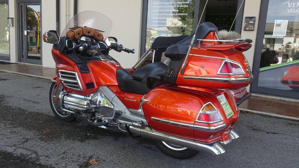 Honda GL 1800 Gold Wing (2000 - 05) (5)