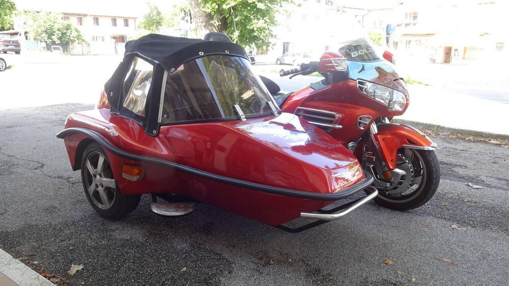 Honda GL 1800 Gold Wing (2000 - 05) (10)