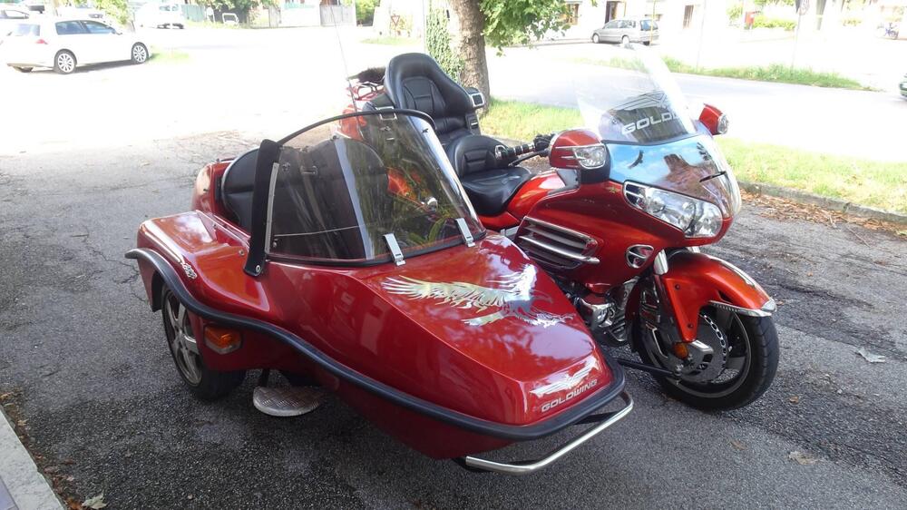 Honda GL 1800 Gold Wing (2000 - 05) (12)