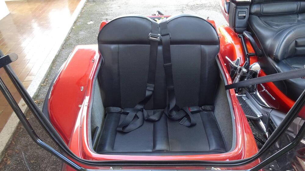 Honda GL 1800 Gold Wing (2000 - 05) (16)