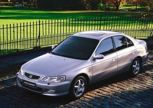 Honda Accord (1998-03)