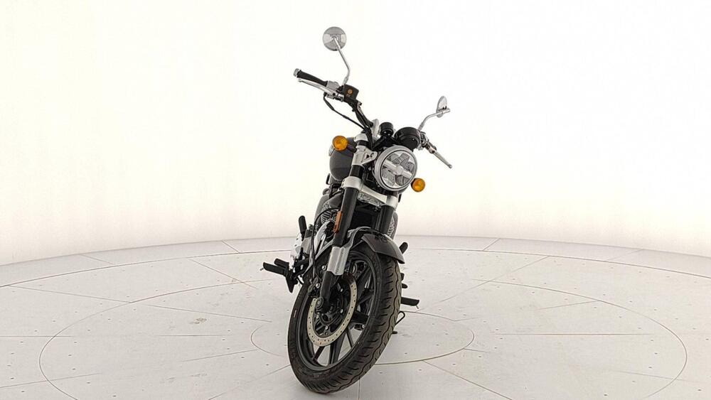 Royal Enfield Super Meteor 650 (2023 - 26) (6)