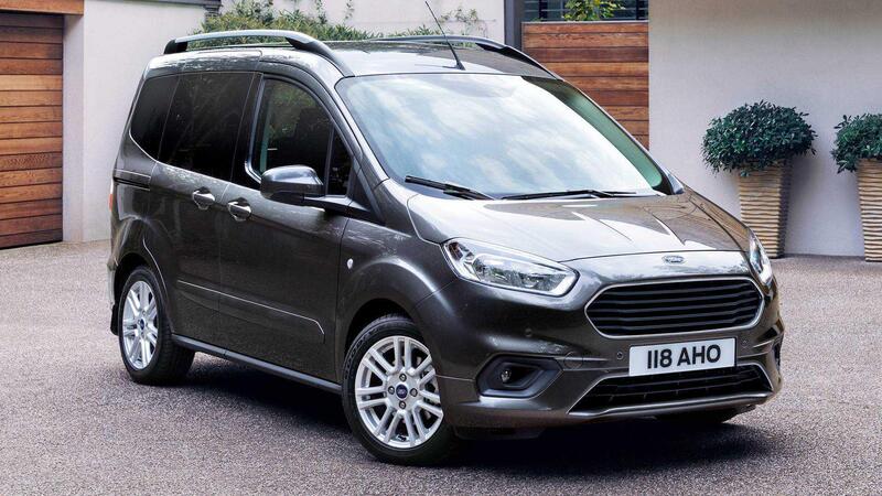 Ford Tourneo Courier 1.0 EcoBoost 100 CV Titanium 