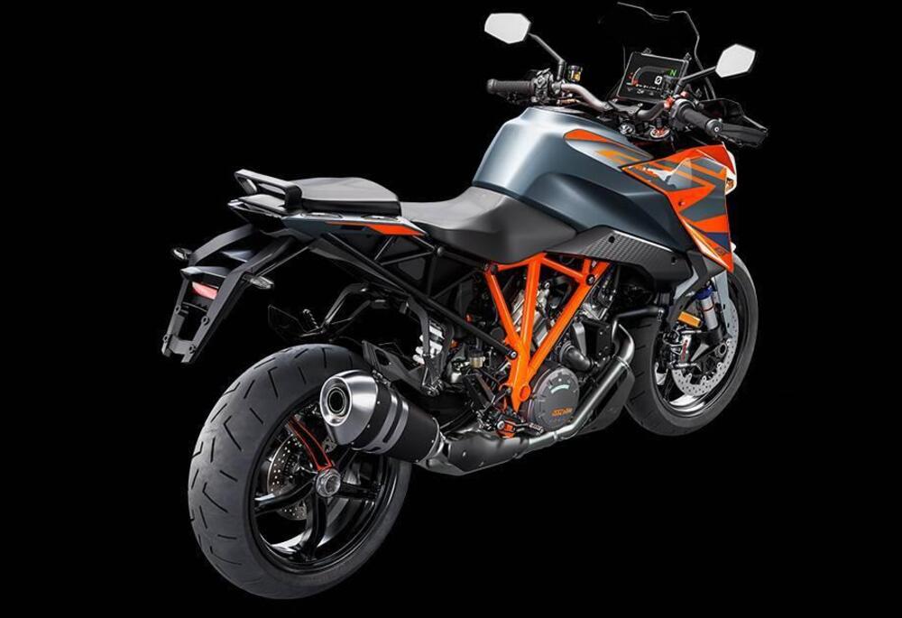 KTM 1290 Super Duke GT (2022 - 25) (4)
