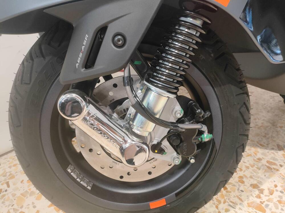 Vespa GTS 300 Super Sport (2023 - 24) (8)