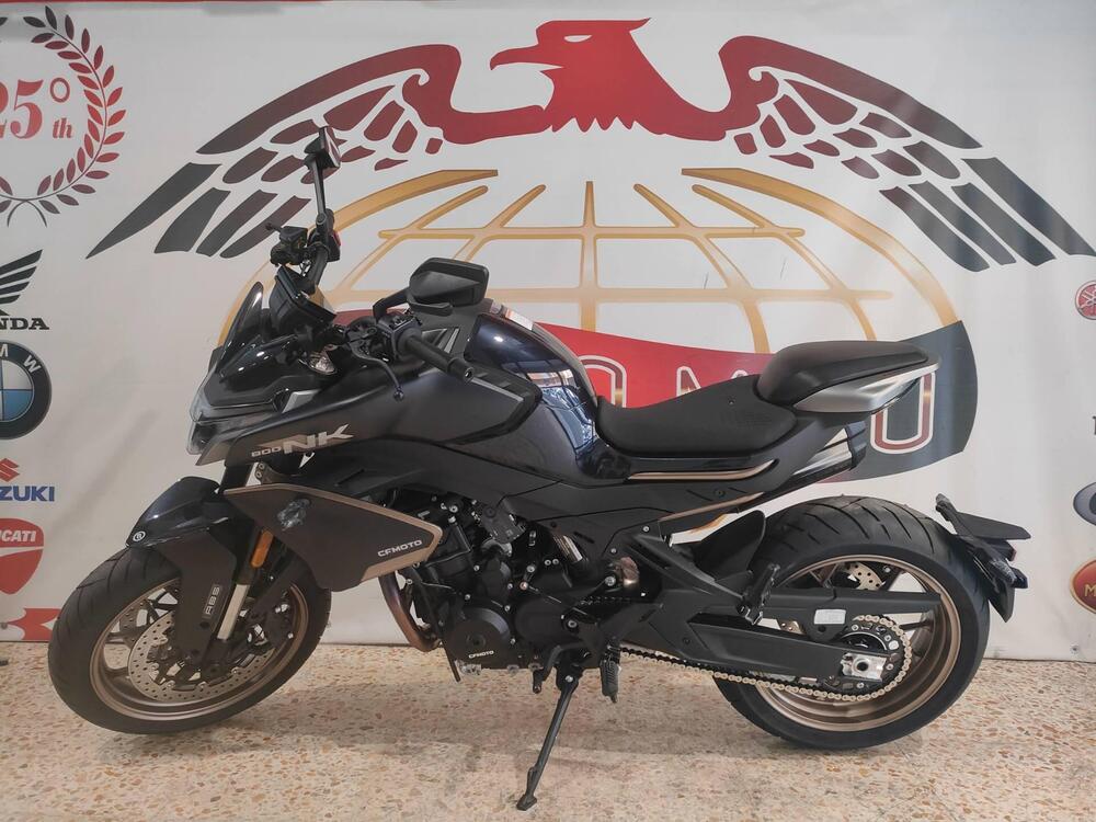 CFMOTO 800NK Sport (2023 - 25)