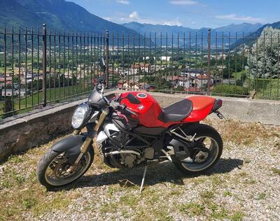 MV Agusta Brutale 750 S (2002 - 06) usata