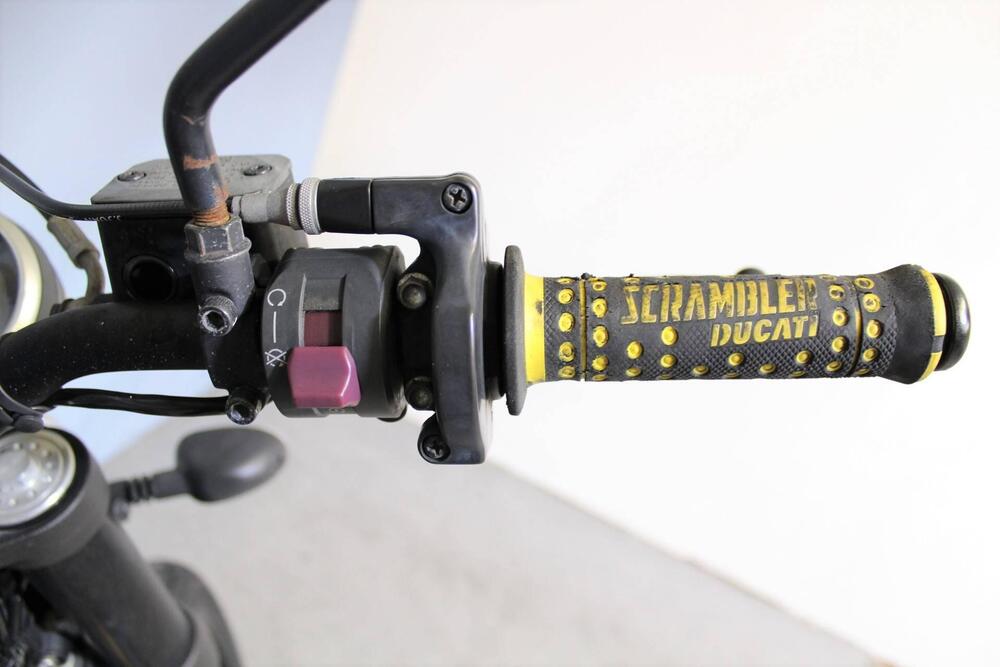 Ducati Scrambler 800 Full Throttle (2015 - 16) (11)