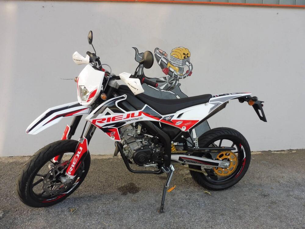 Rieju Marathon 125 Supermotard Pro (2022 - 25) (2)