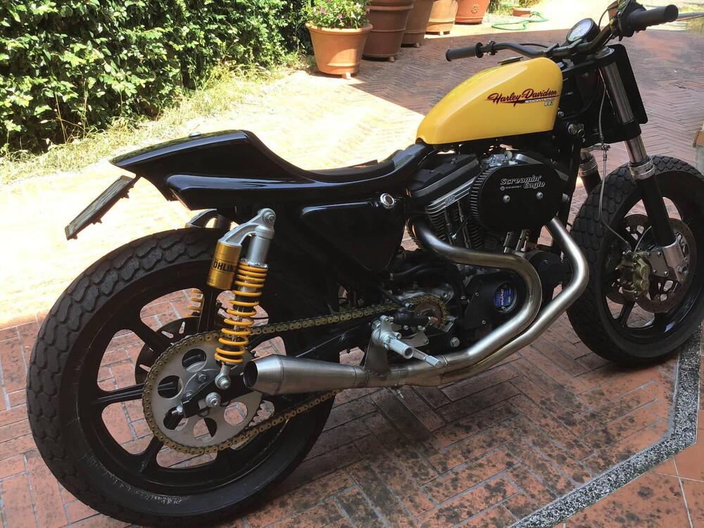 Harley-Davidson 883 Hugger (1994 - 00) - XLH