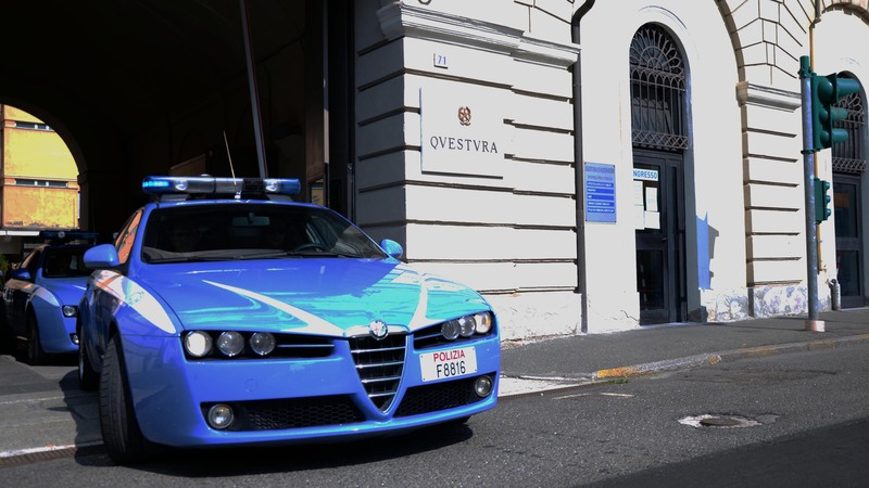 Operazione &ldquo;Safety Car&rdquo;, la Polizia controlla 1 milione di auto [Video]