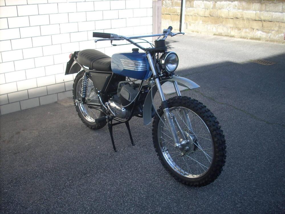 Aermacchi Harley-Davidson 125 RC (3)