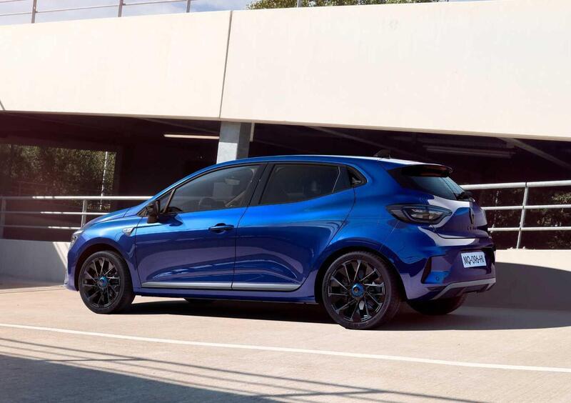 Renault Clio (2019-->>) (6)