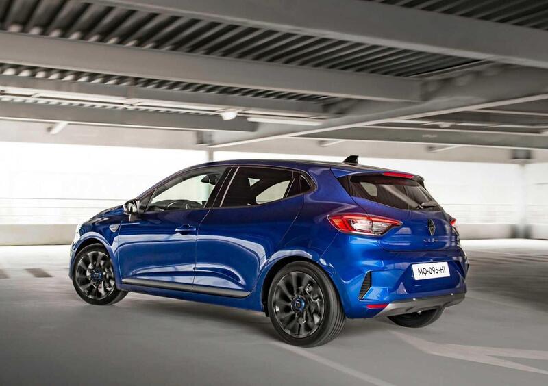 Renault Clio (2019-->>) (7)