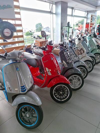 Vespa Primavera 125 (2021 - 23) nuova