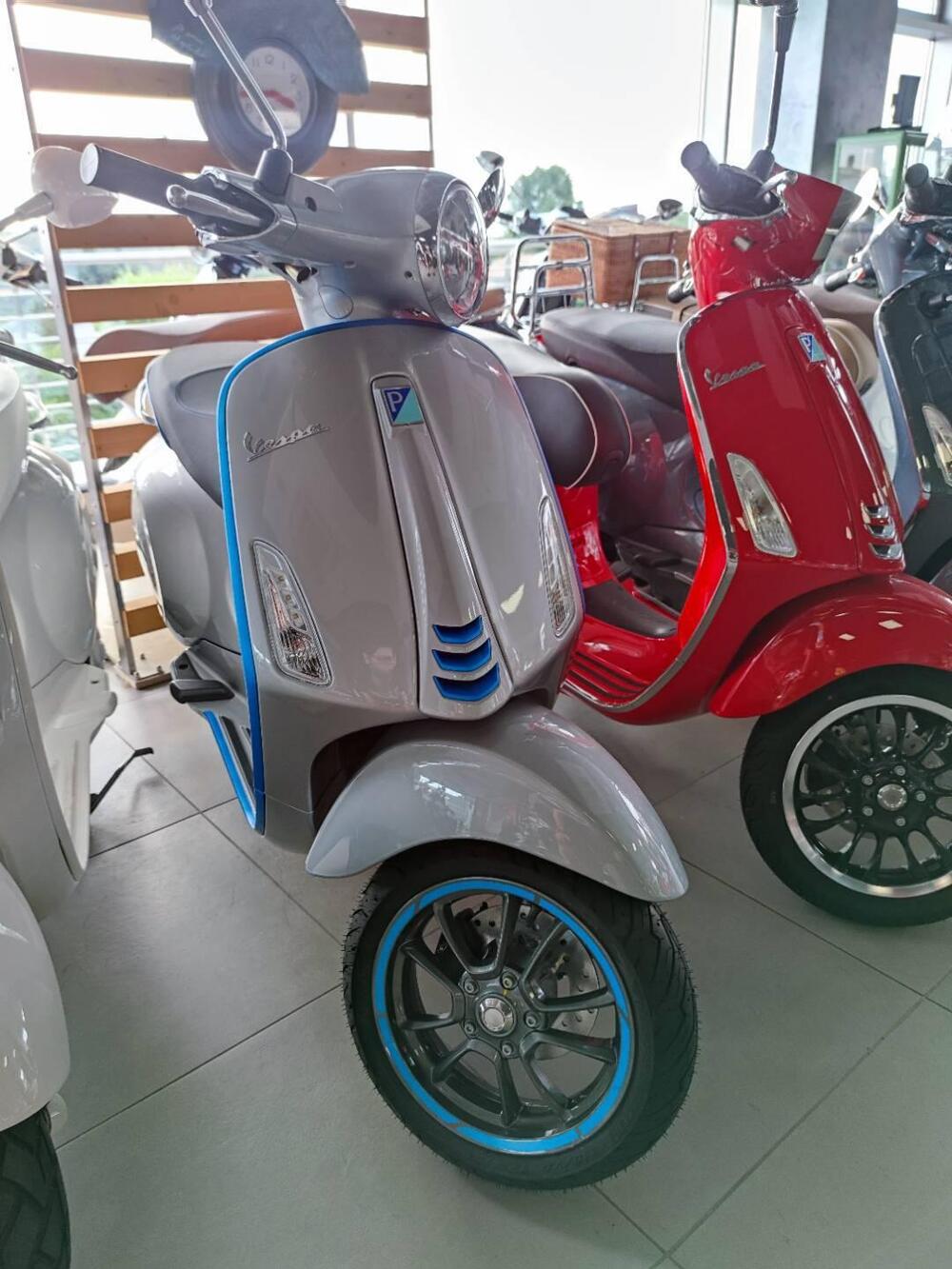 Vespa Vespa Elettrica 70 (2020 - 24) (2)
