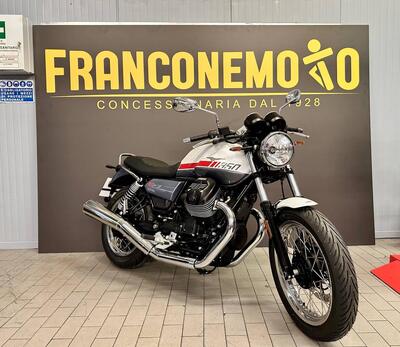 Moto Guzzi V7 Special (2025) nuova