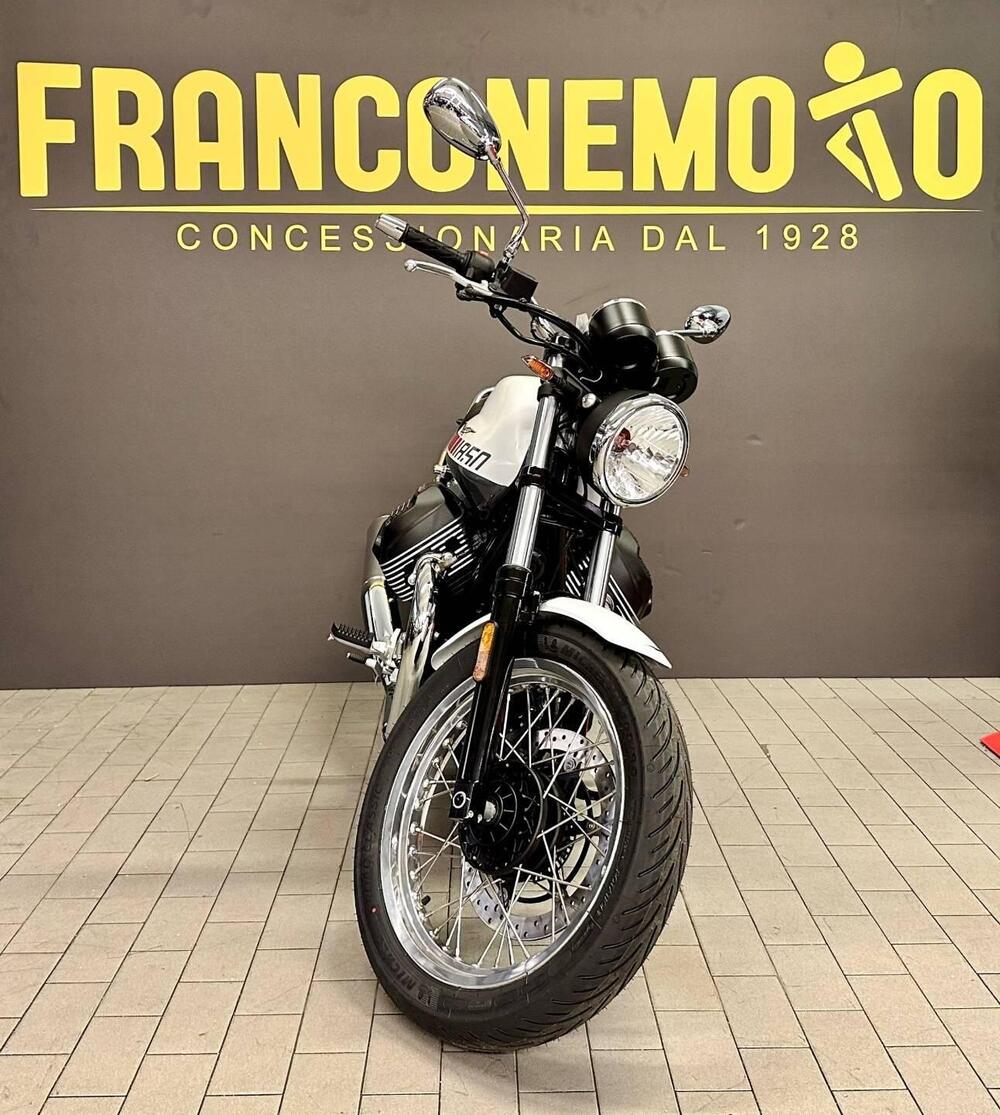 Moto Guzzi V7 Special (2025) (5)