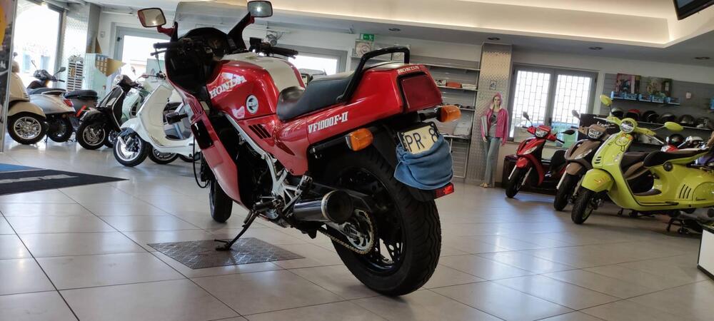 Honda VF 1000 F2 (1985 - 87) (7)