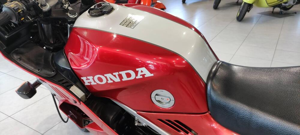 Honda VF 1000 F2 (1985 - 87) (2)