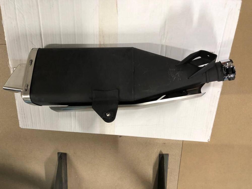 SILENZIATORE PER HONDA XADV 750. CODICE 18310MKHD0 (3)