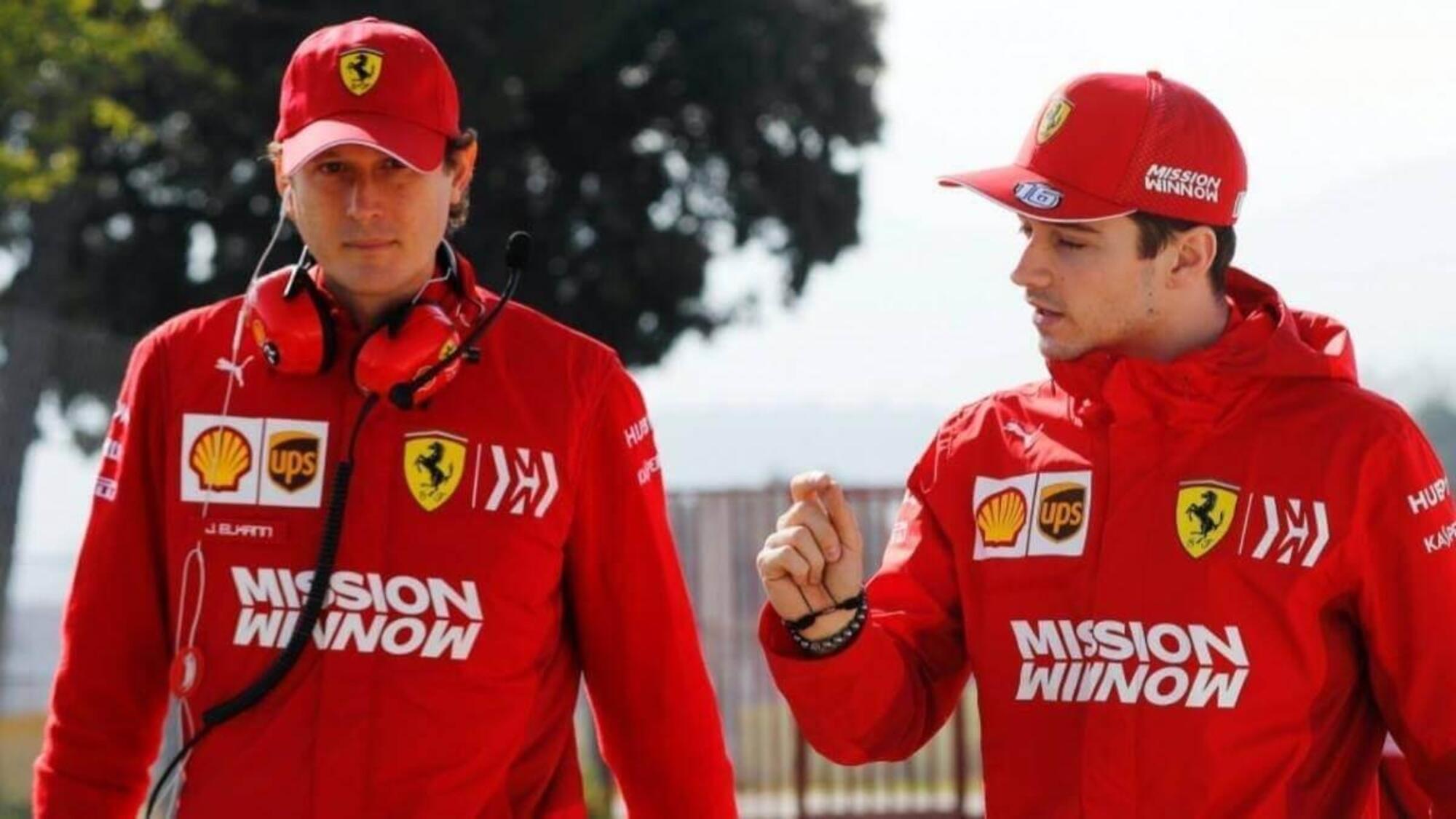 Il presidente della Ferrari John Elkann e Charles Leclerc