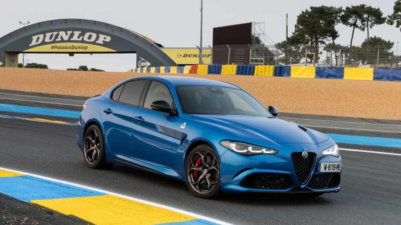 Alfa Romeo Giulia 2.9 T V6 AT8 Quadrifoglio
