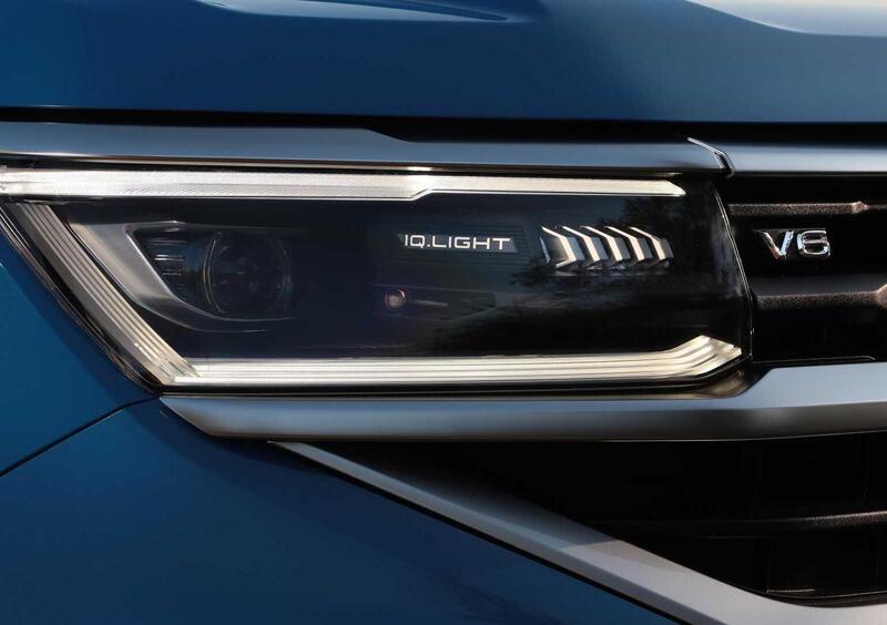 Volkswagen Veicoli Commerciali Amarok (2023-23) (14)