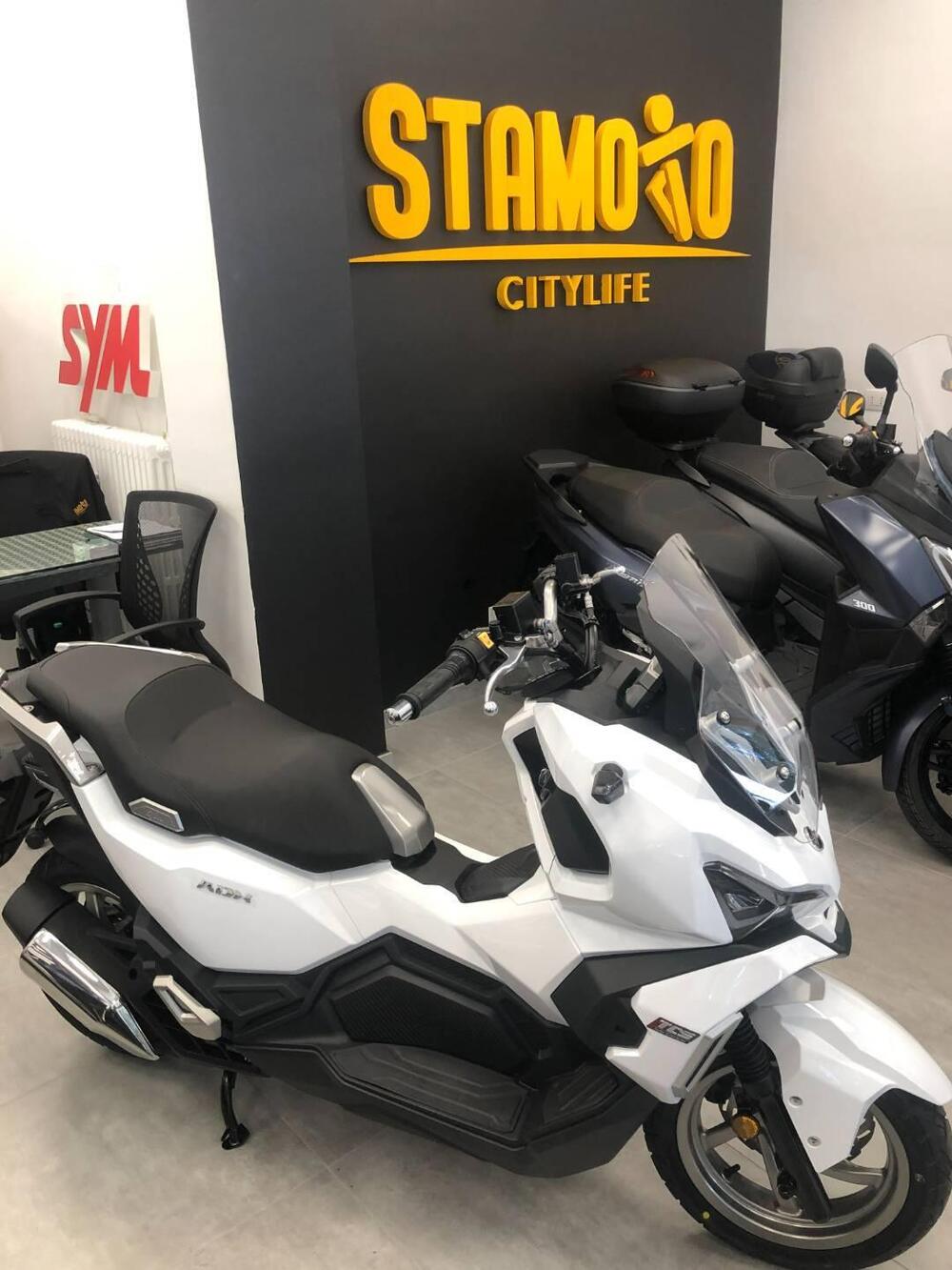 Sym ADX 125 (2025) (2)