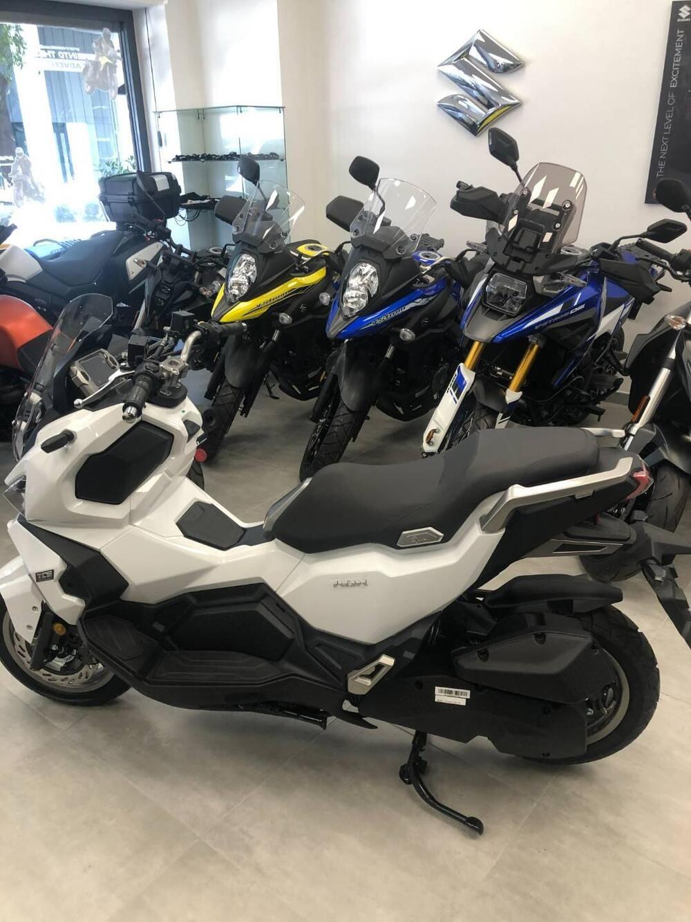 Sym ADX 125 (2025) (3)