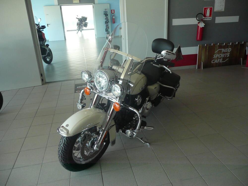 Harley-Davidson 103 Road King Classic (2014 - 16) - FLHRC (2)