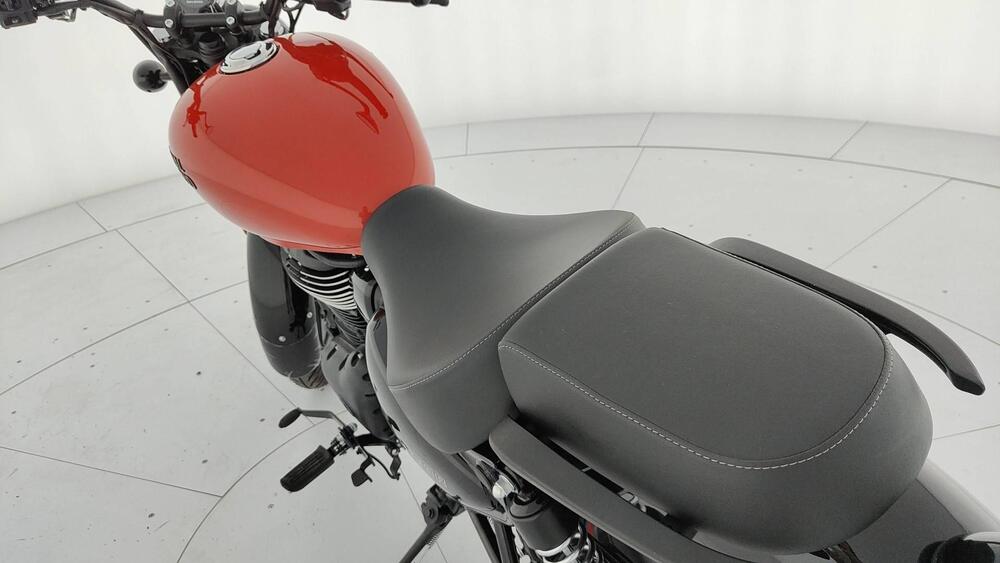 Royal Enfield Meteor 350 Fireball (2021 - 25) (9)