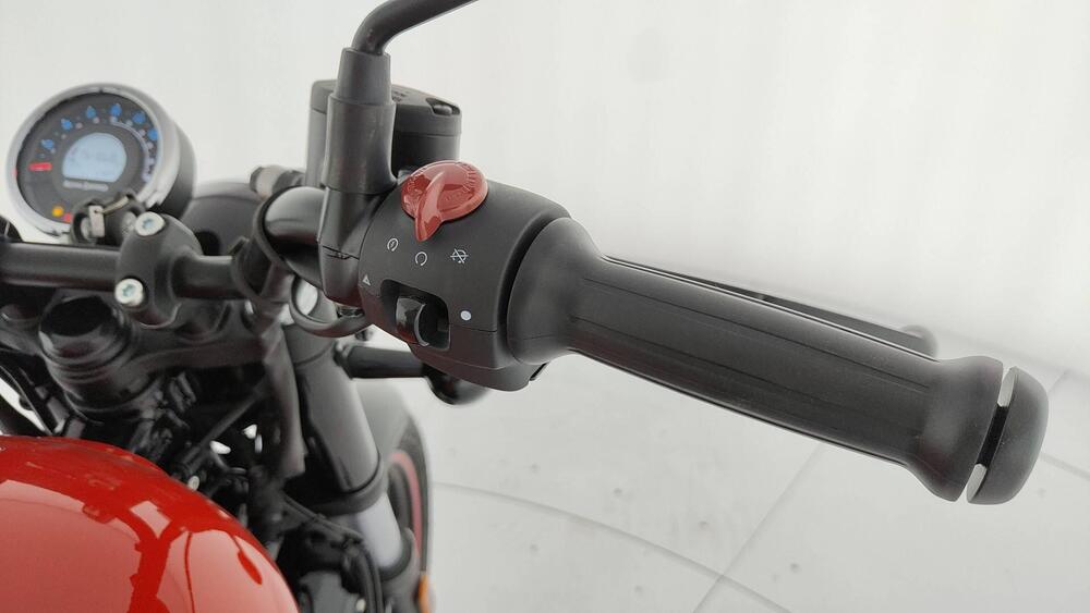 Royal Enfield Meteor 350 Fireball (2021 - 25) (12)