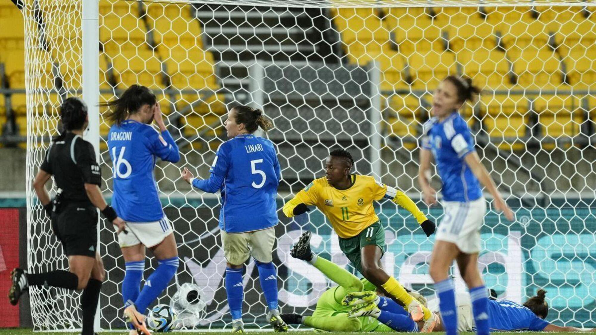 Il gol del 3-2 della sudafricana Kgatlana che ha messo ko l&rsquo;Italia ai Mondiali