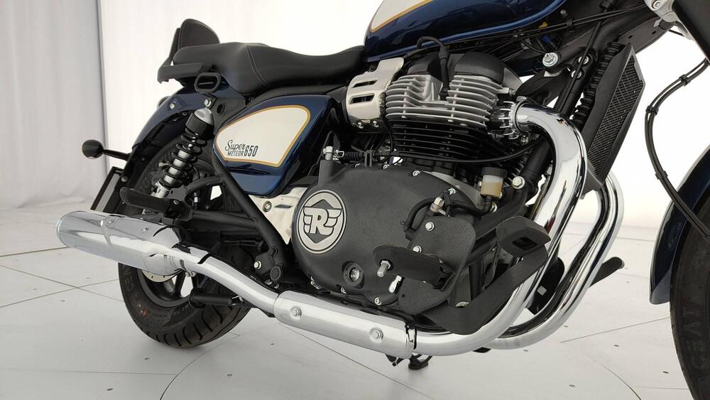 Royal Enfield Super Meteor 650 (2023 - 25) (9)