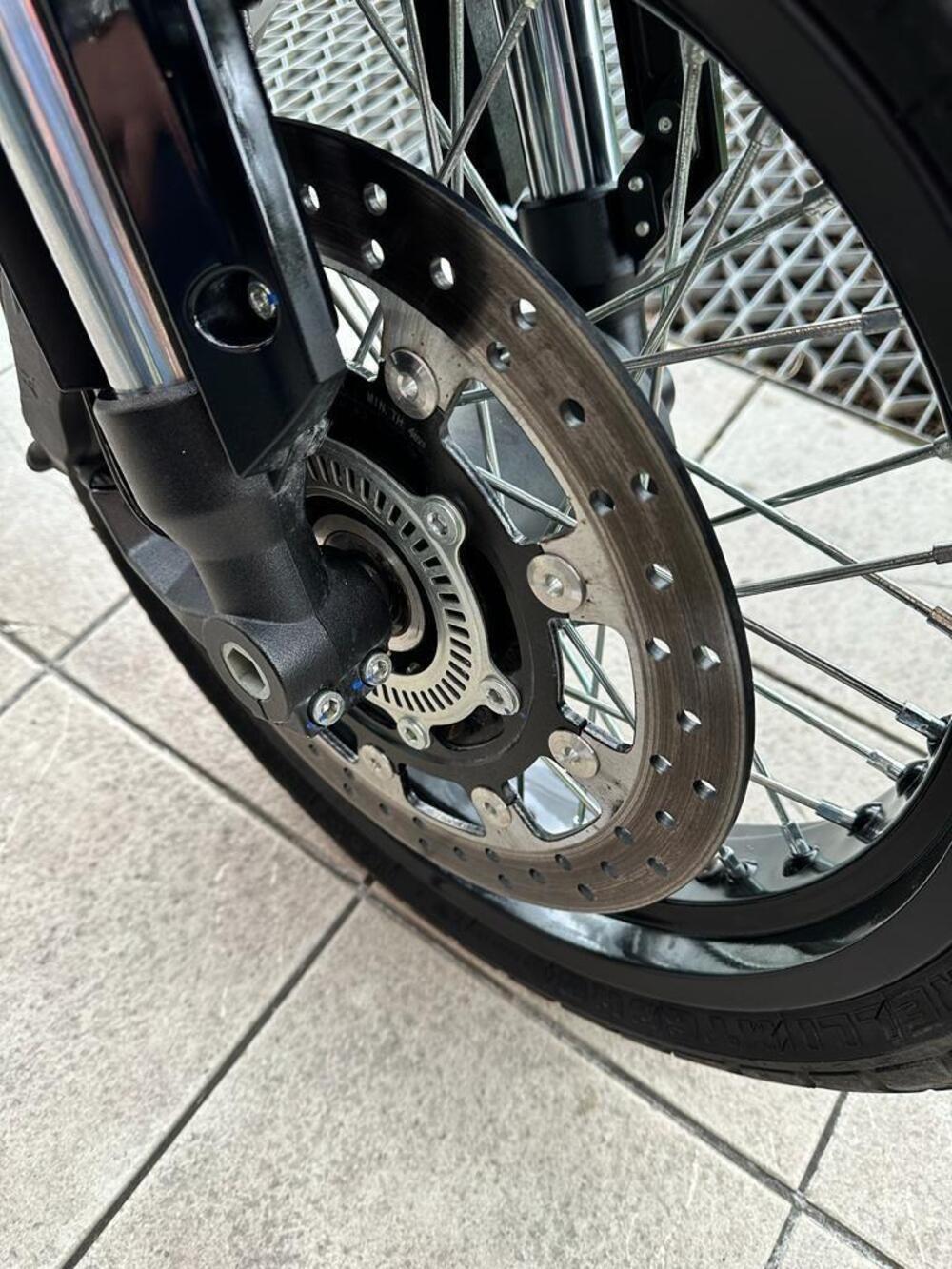 Brixton Motorcycles Crossfire 500 X (2021 - 25) (13)