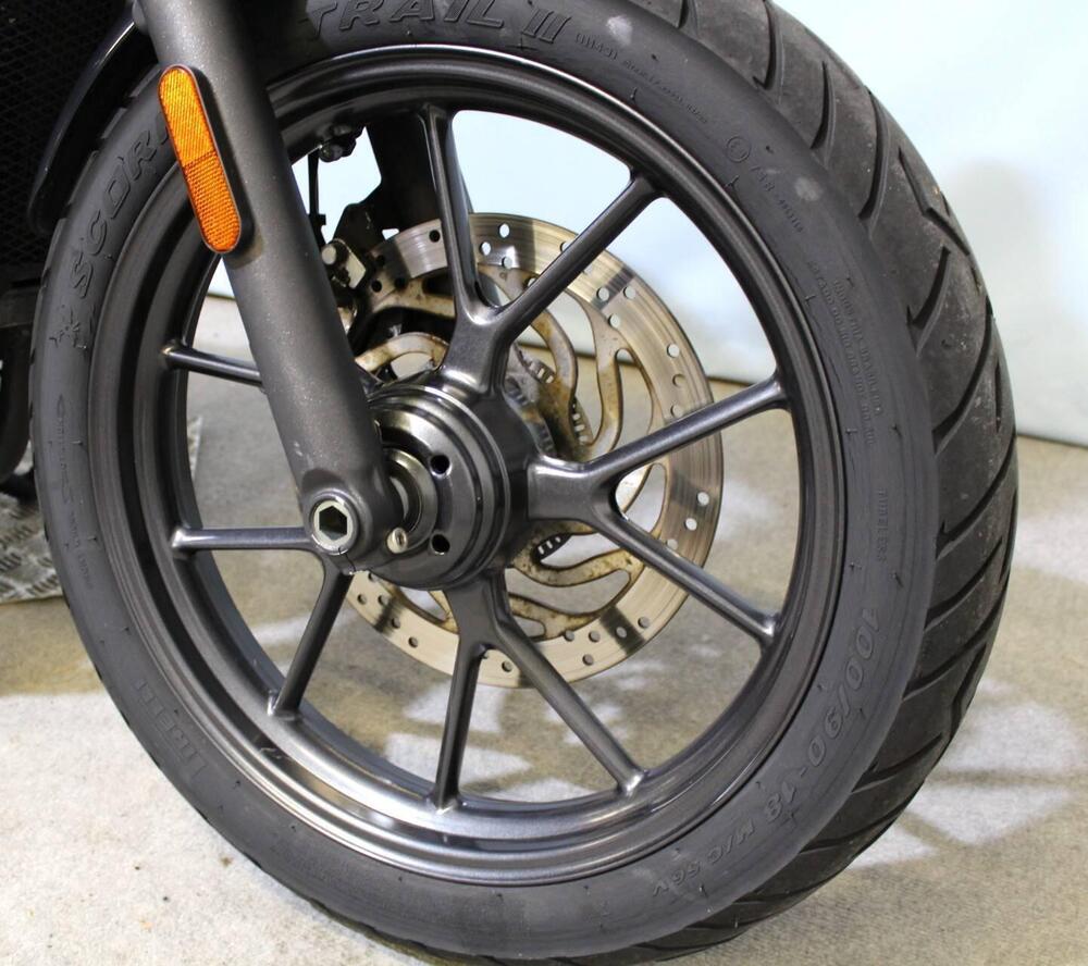 Triumph Street Twin 900 (2016) (7)