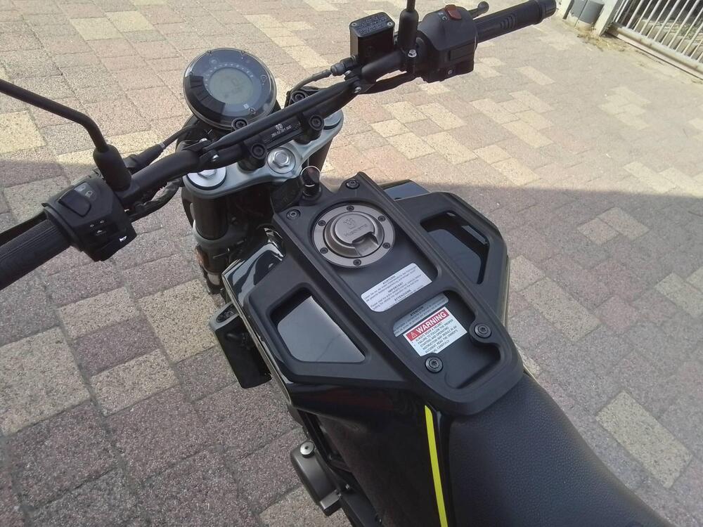 Husqvarna Vitpilen 401 (2018 - 19) (3)