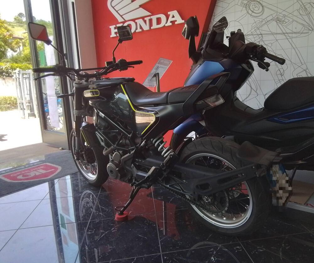 Husqvarna Vitpilen 401 (2018 - 19) (13)