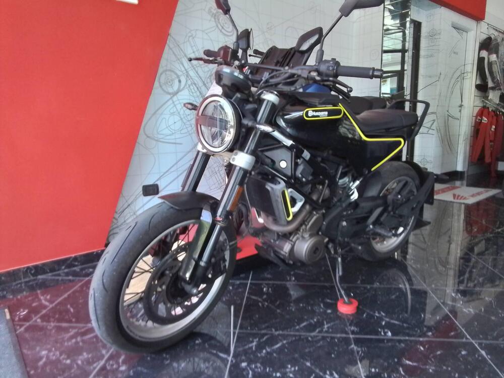 Husqvarna Vitpilen 401 (2018 - 19) (19)