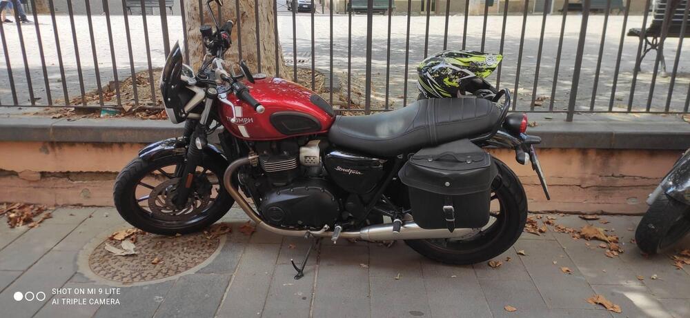 Triumph Street Twin 900 (2017 - 18) (8)