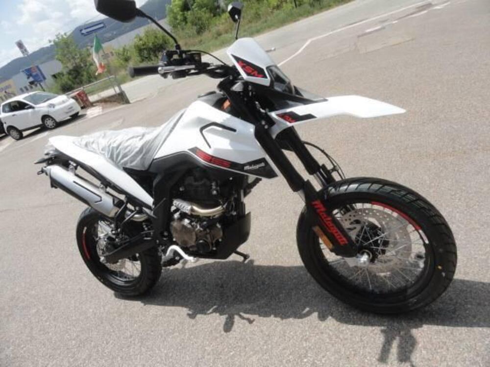 Malaguti XSM 125 (2021 - 25) (5)