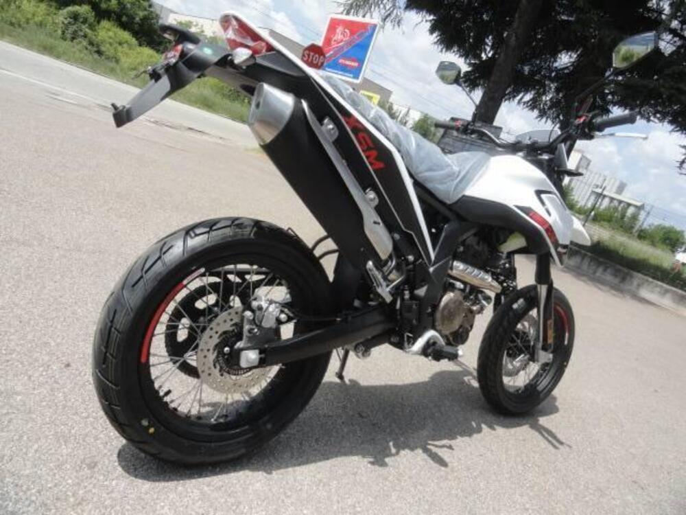 Malaguti XSM 125 (2021 - 25) (7)