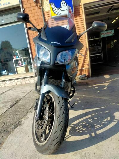Honda CBF 600 S (2007 - 12) usata