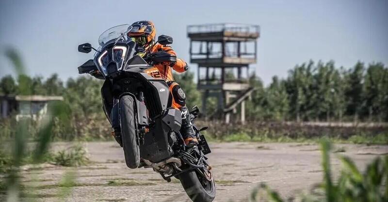 Una terza versione della KTM 1290 Super Adventure?