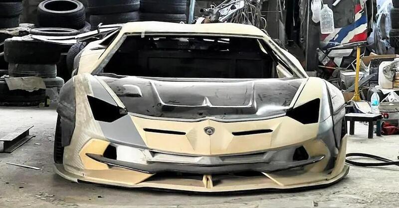 Da Toyota a Lamborghini Aventador il passo &egrave; breve