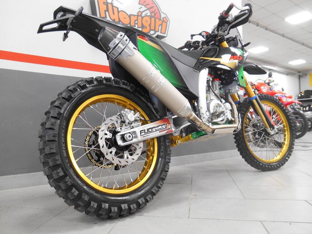 AJP PR7 650 Adventure (2021 - 24) (17)